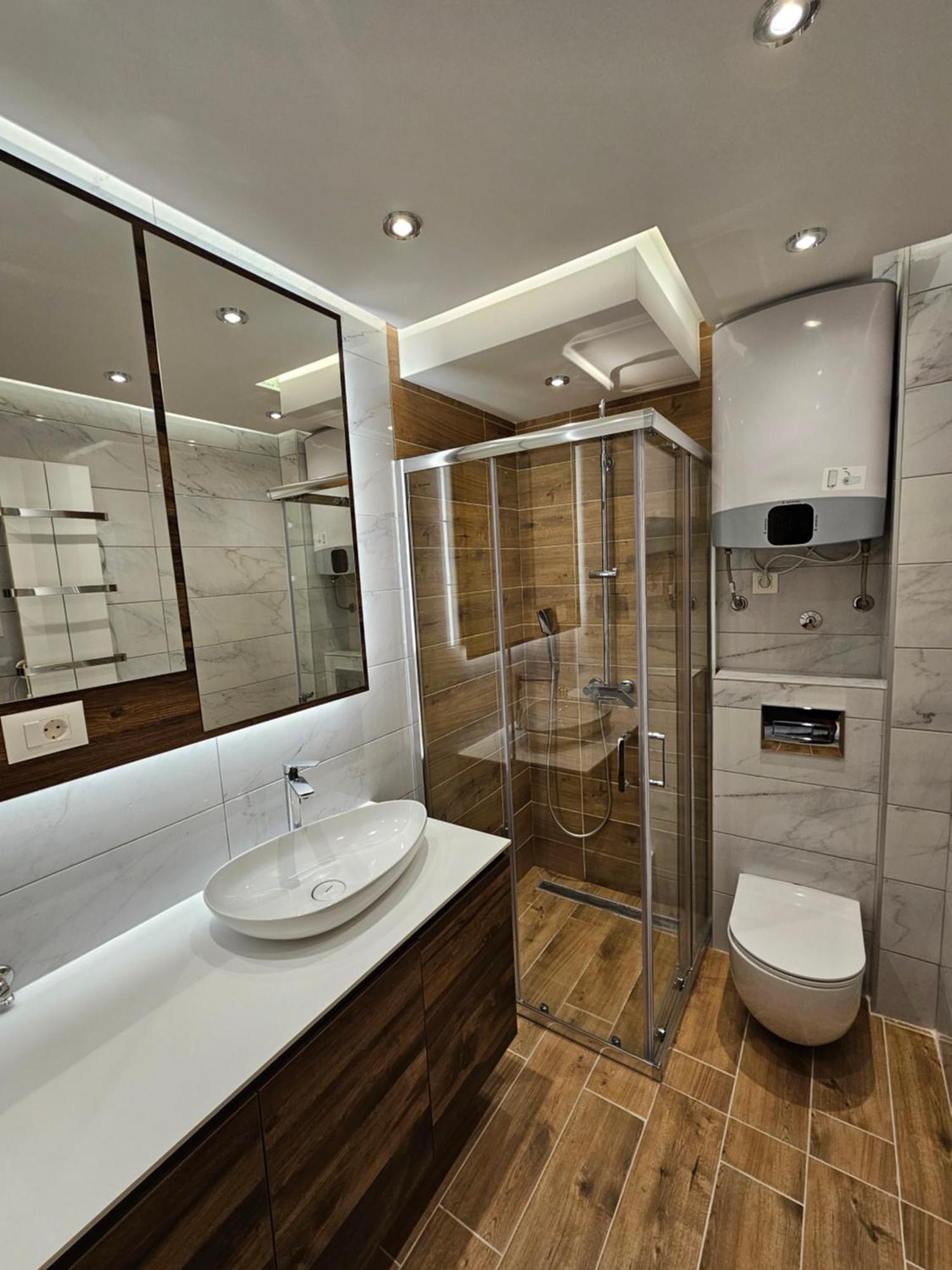 Apartment Atelje Lux 21 *